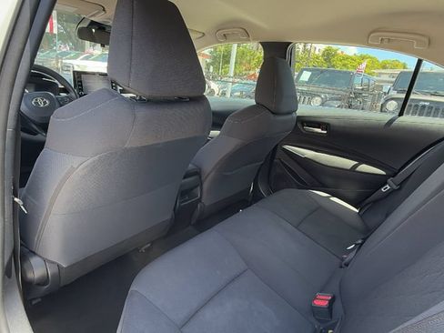 Used 2020 Toyota Corolla LE FWD image 26