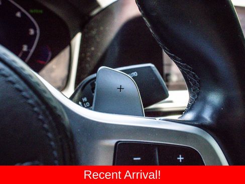 Used 2022 BMW 330i Sedan w/ M Sport Package RWD image 15