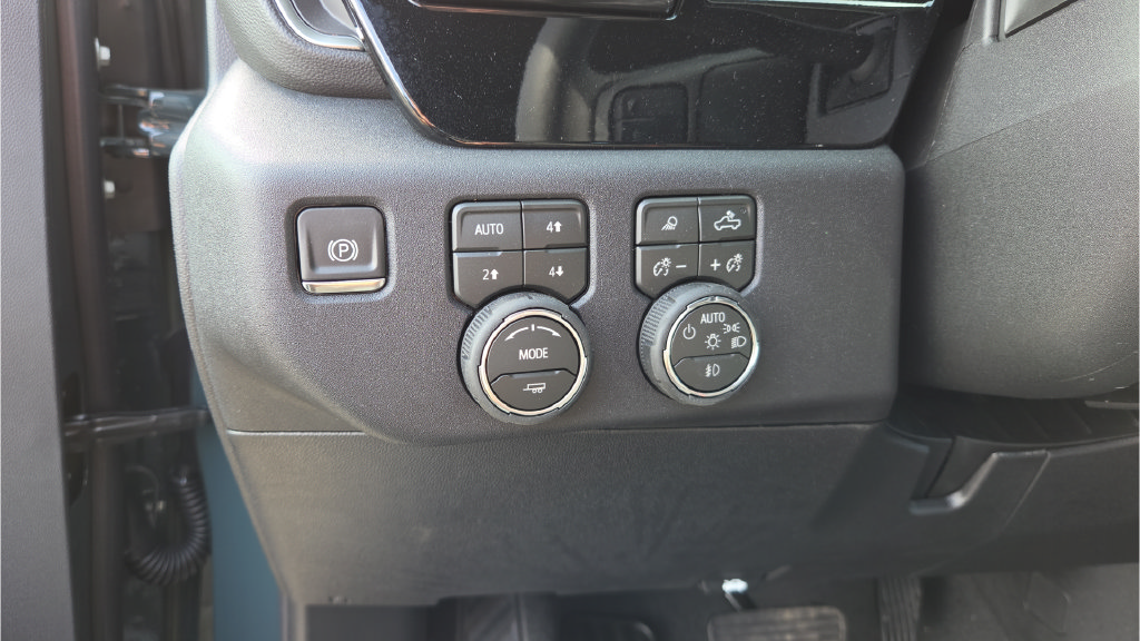 New 2026 Chevrolet Silverado 3500 LTZ w/ LTZ Plus Package AWD/4WD image 54