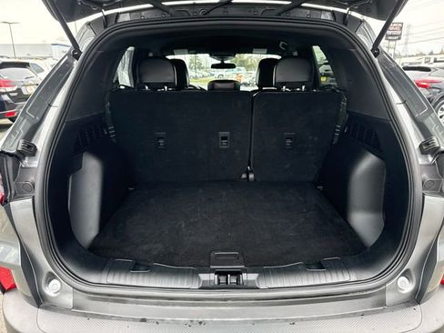 Used 2025 Ford Escape ST-Line image 14