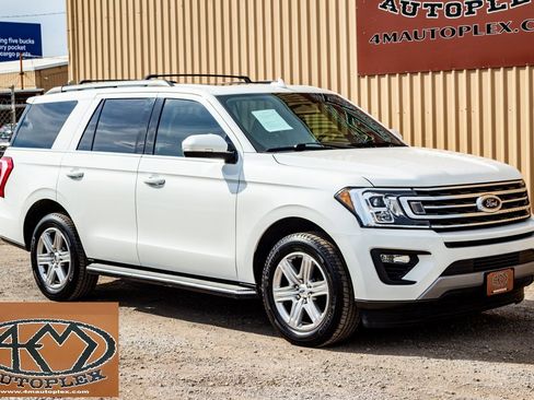 Used 2021 Ford Expedition XLT image 1