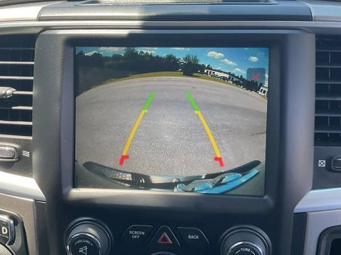 Used 2017 RAM 1500 Big Horn AWD/4WD image 36