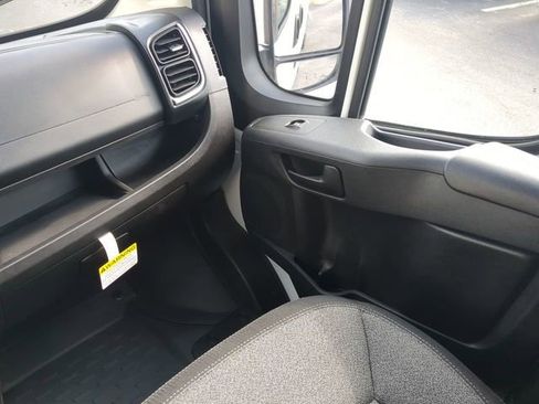 New 2026 RAM ProMaster 2500 w/ Premium Convenience Group image 18