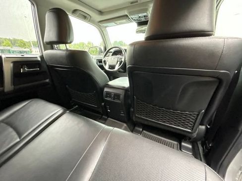 Used 2018 Toyota 4Runner Limited AWD/4WD image 28