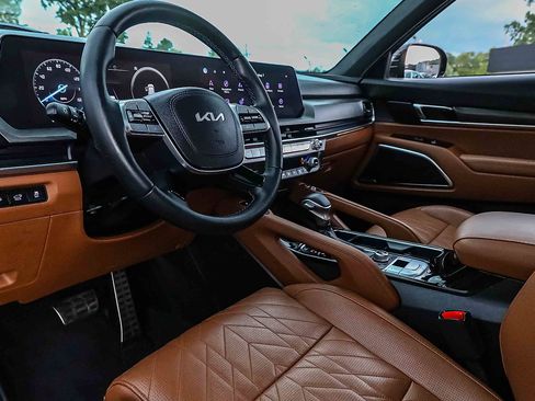 Certified 2023 Kia Telluride SX Prestige X-Line AWD/4WD image 7