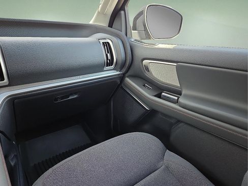 New 2025 Ford Expedition Active AWD/4WD image 13