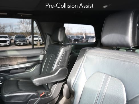Used 2019 Ford Expedition Limited w/ Texas Edition Package image 26