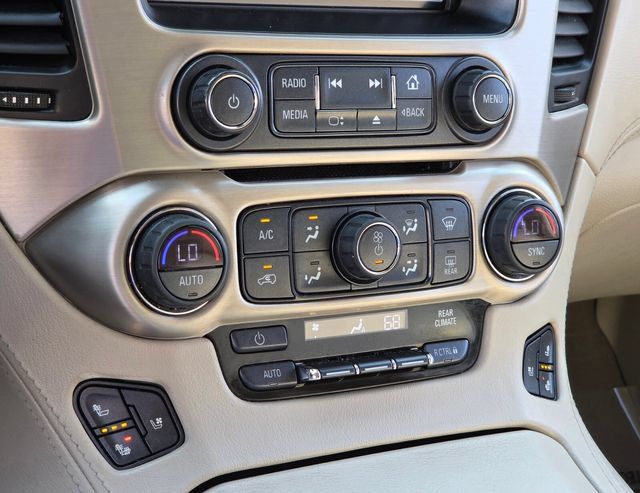 Used 2019 GMC Yukon Denali w/ Denali Ultimate Package AWD/4WD image 29
