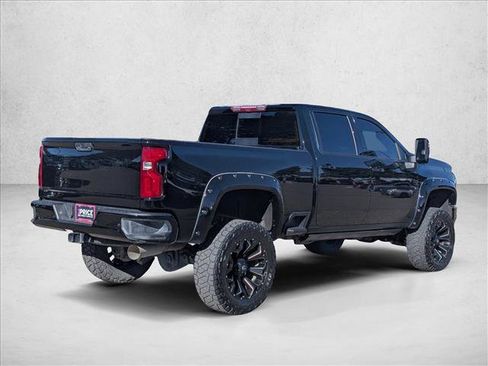 Used 2024 Chevrolet Silverado 2500 LTZ w/ LTZ Convenience Package image 5