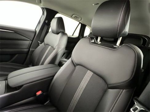 New 2026 MAZDA CX-50 AWD 2.5 S w/ Cargo Package image 11