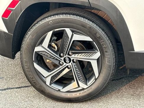 Used 2024 Hyundai Tucson Limited AWD/4WD image 15