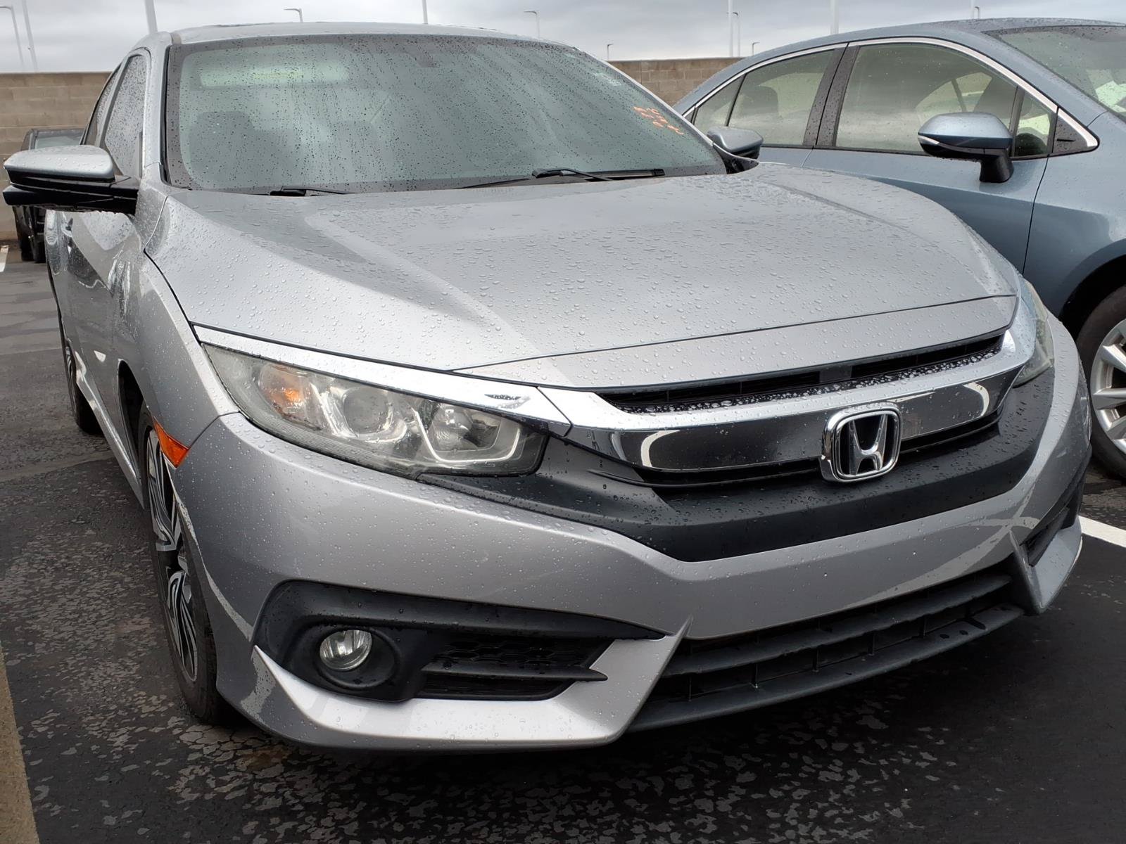 Used 2016 Honda Civic EX-T image 2