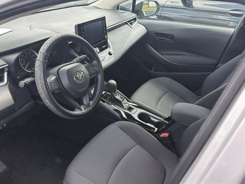 Used 2022 Toyota Corolla LE FWD image 9
