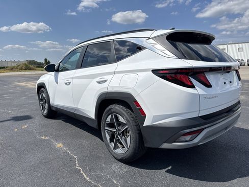 Used 2025 Hyundai Tucson SEL image 3