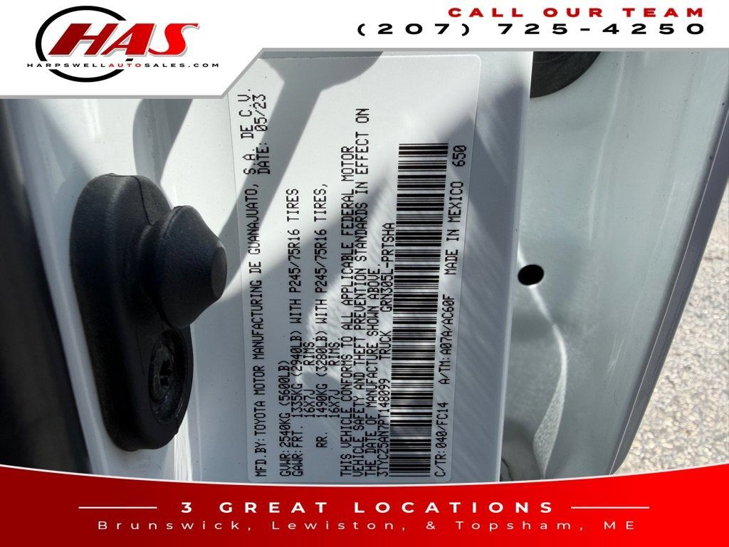 Used 2023 Toyota Tacoma SR5 AWD/4WD image 16