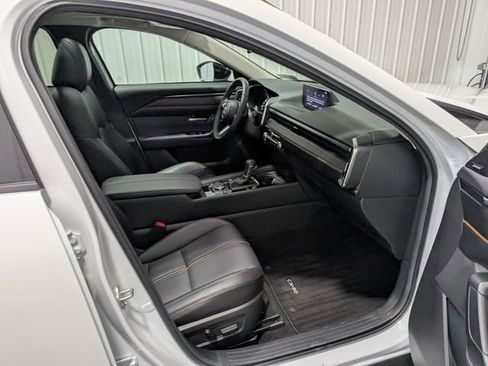 Used 2025 MAZDA CX-50 AWD 2.5 S w/ Premium Plus Pkg image 29