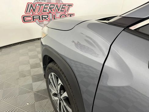 Used 2023 Toyota Corolla Cross XLE w/ Convenience Package AWD/4WD image 25