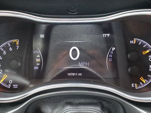 Used 2019 Jeep Grand Cherokee Limited w/ Luxury Group II AWD/4WD image 33
