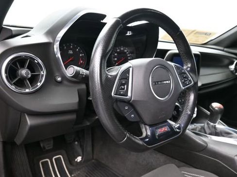 Used 2019 Chevrolet Camaro SS RWD image 29