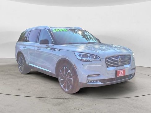 Used 2020 Lincoln Aviator Reserve w/ Equipment Group 202A AWD/4WD image 7