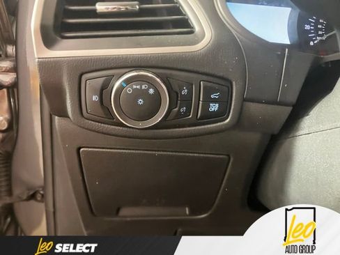 Used 2024 Ford Edge SEL w/ Convenience Package AWD/4WD image 12
