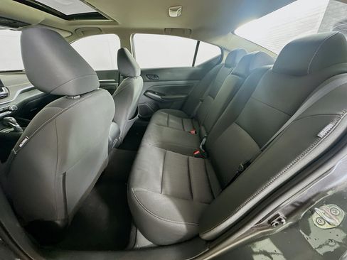 Used 2023 Nissan Altima 2.5 SV w/ SV Premium Package FWD image 28
