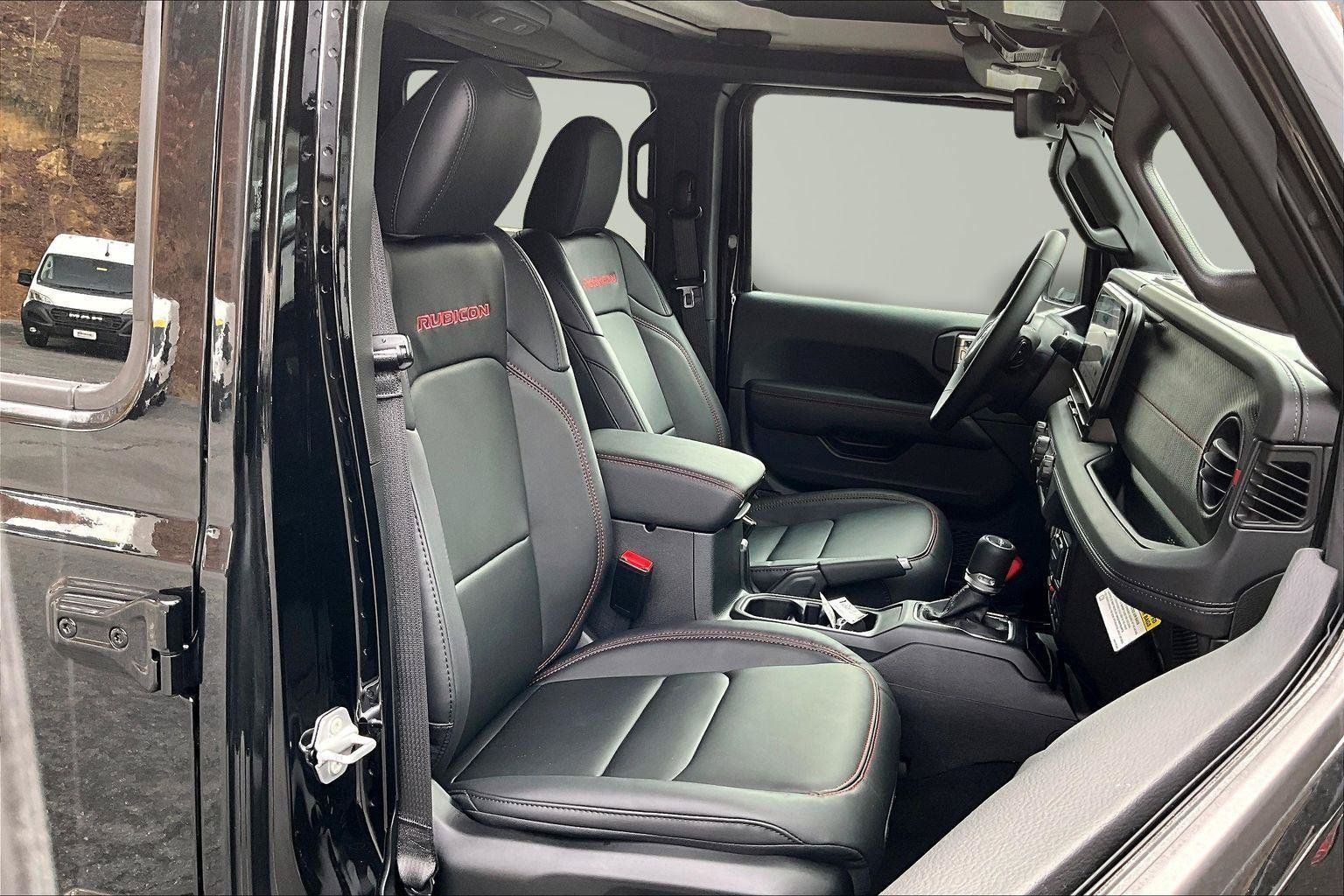 New 2026 Jeep Gladiator Rubicon AWD/4WD image 8
