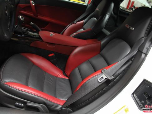 Used 2007 Chevrolet Corvette Z06 w/ Preferred Equipment Group RWD image 10