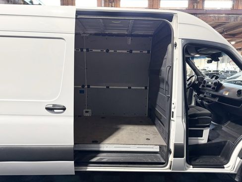 Used 2020 Mercedes-Benz Sprinter 3500 image 12