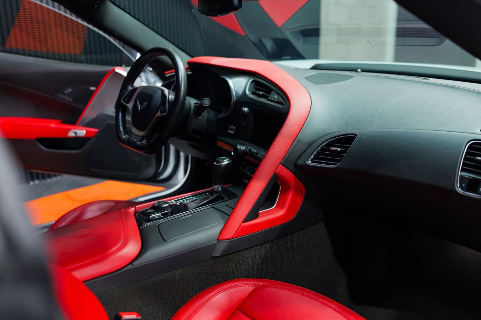Used 2016 Chevrolet Corvette Z06 w/ Z07 Performance Package RWD image 39
