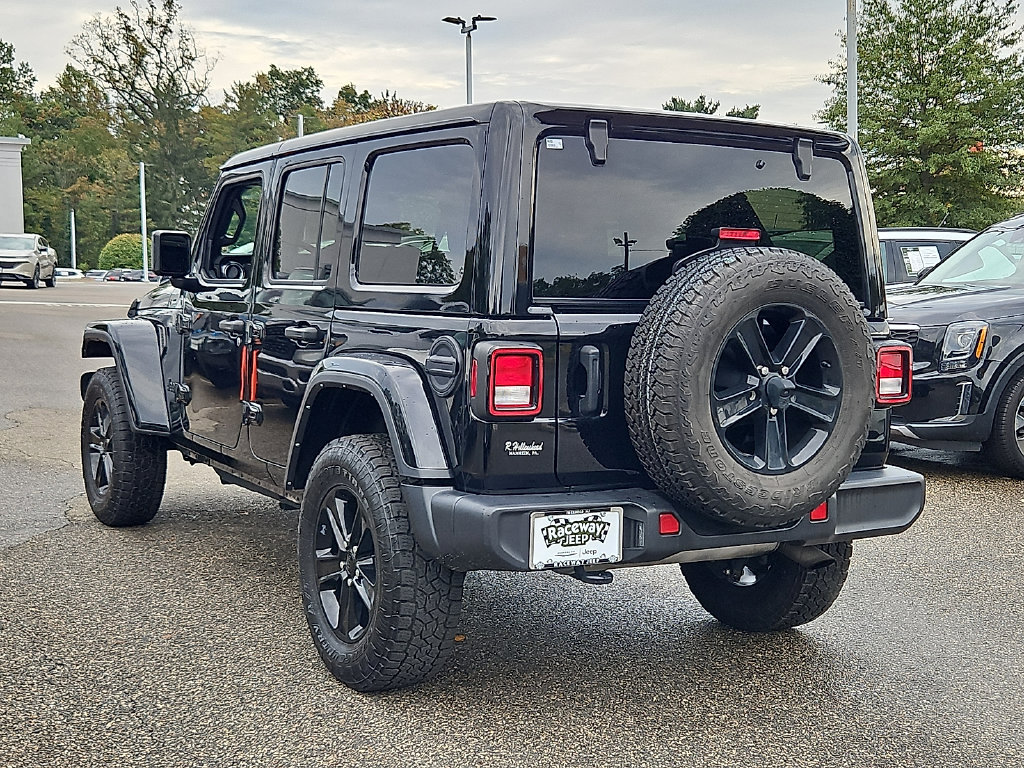 Used 2021 Jeep Wrangler Unlimited Sahara AWD/4WD image 5