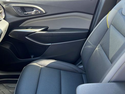 New 2026 Chevrolet Trax ACTIV w/ Driver Confidence Package FWD image 19