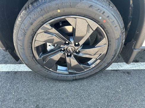 New 2026 Nissan Rogue SV FWD image 9