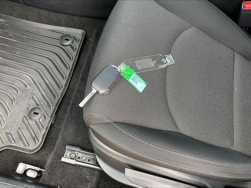 Used 2024 Kia Forte LXS FWD image 18
