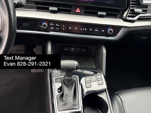 Used 2023 Kia Sportage EX image 21