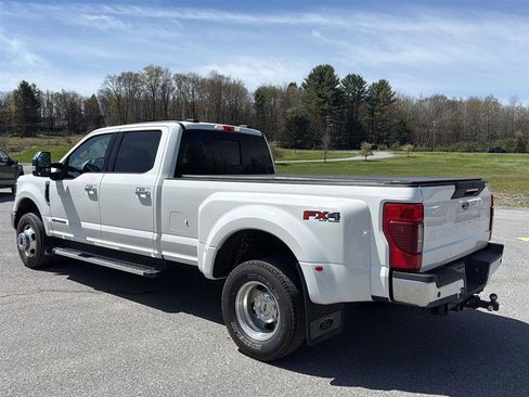 Used 2022 Ford F350 Lariat w/ Lariat Ultimate Package AWD/4WD image 5