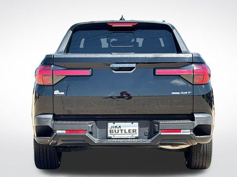Used 2023 Hyundai Santa Cruz Night AWD/4WD image 5