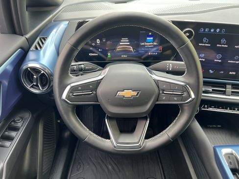 Used 2026 Chevrolet Equinox EV LT AWD/4WD image 26