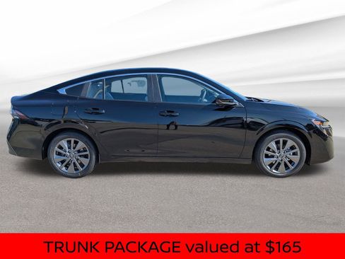New 2026 Nissan Sentra SL w/ Floor Mat Package FWD image 5