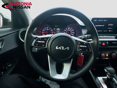 Used 2024 Kia Forte LXS w/ LXS Technology Package image 14