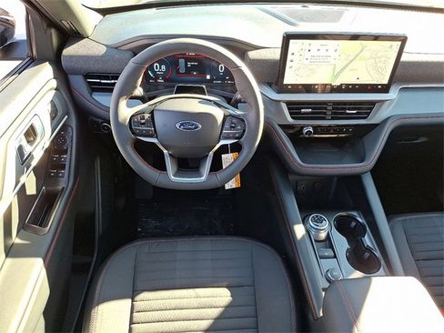 New 2026 Ford Explorer ST-Line w/ ST-Line Street Pack image 8