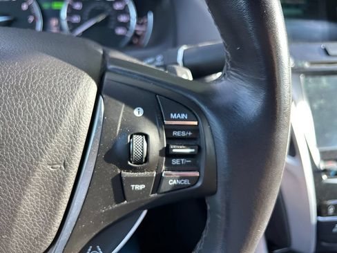 Used 2017 Acura TLX V6 w/ Technology Package FWD image 23