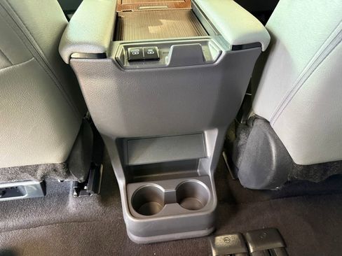 Used 2023 Toyota Sienna XLE image 28