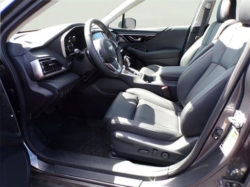 Certified 2025 Subaru Outback Limited image 18