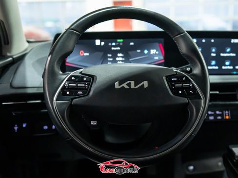 Used 2024 Kia EV6 Light image 22