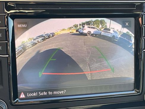 Used 2017 Volkswagen Passat 1.8T R-Line FWD image 27