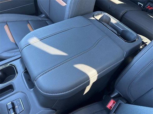 New 2026 GMC Sierra 1500 AT4 w/ AT4 Premium Package image 21