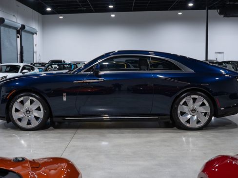Used 2024 Rolls-Royce Spectre w/ Spectre Launch Package image 3