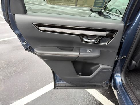 Used 2025 Honda CR-V Sport Touring image 30