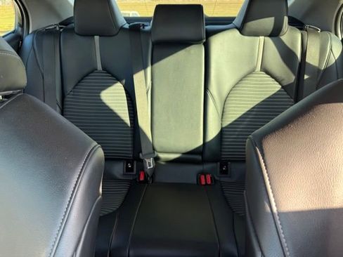 Used 2021 Toyota Camry SE image 23